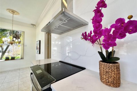 House in Hobe Sound, Florida 3 bedrooms, 187.38 sq.m. № 2041782 - photo 14