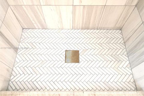 House in Hobe Sound, Florida 3 bedrooms, 187.38 sq.m. № 2041782 - photo 18