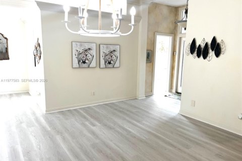 House in Hobe Sound, Florida 3 bedrooms, 187.38 sq.m. № 2041782 - photo 29