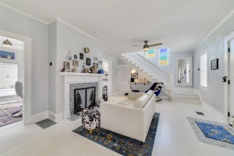 Casa en venta en Daytona Beach, Florida, 3 dormitorios, 176.7 m2 № 1812893 - foto 4