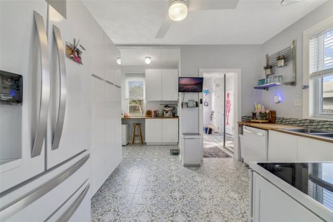 Casa en venta en Daytona Beach, Florida, 3 dormitorios, 176.7 m2 № 1812893 - foto 6