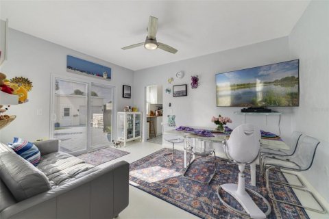 Casa en venta en Daytona Beach, Florida, 3 dormitorios, 176.7 m2 № 1812893 - foto 7