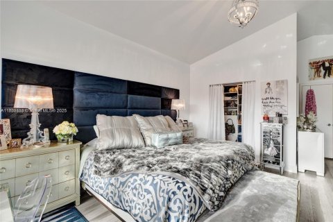 Adosado en venta en Aventura, Florida, 4 dormitorios, 245.82 m2 № 1959993 - foto 17