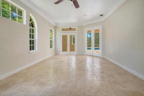 House in Orlando, Florida 5 bedrooms, 364.64 sq.m. № 1813239 - photo 19