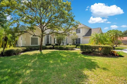 House in Orlando, Florida 5 bedrooms, 364.64 sq.m. № 1813239 - photo 4