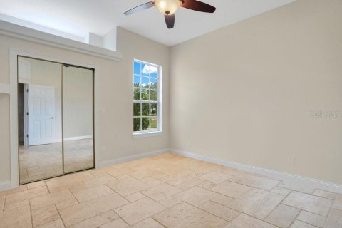 House in Orlando, Florida 5 bedrooms, 364.64 sq.m. № 1813239 - photo 13