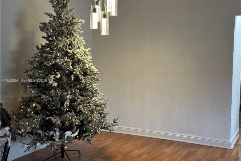 Купить виллу или дом в Майами-Гарденс, Флорида 4 спальни, 175.59м2, № 1998448 - фото 9