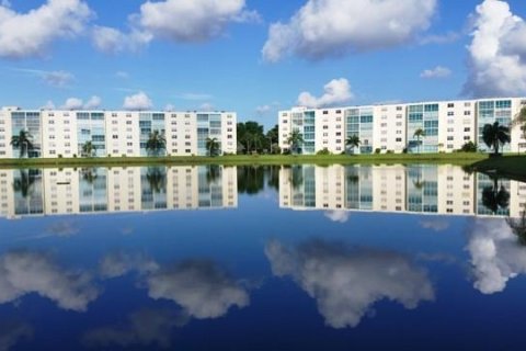 Condo à Dania Beach, Floride, 2 chambres № 2189358