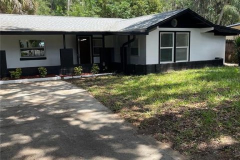House in Daytona Beach, Florida 3 bedrooms, 112.6 sq.m. № 2116621 - photo 3
