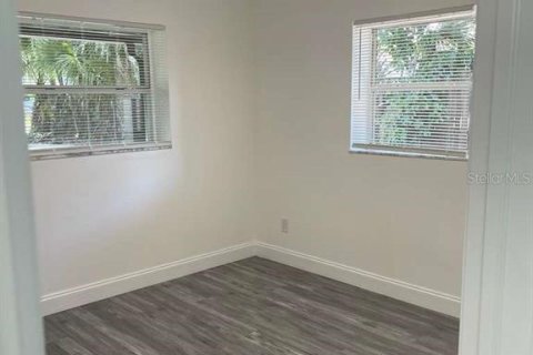 House in Daytona Beach, Florida 3 bedrooms, 112.6 sq.m. № 2116621 - photo 24