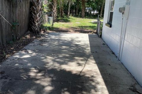 House in Daytona Beach, Florida 3 bedrooms, 112.6 sq.m. № 2116621 - photo 8