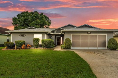 Casa en venta en Lakeland, Florida, 3 dormitorios, 177.91 m2 № 1899930 - foto 1