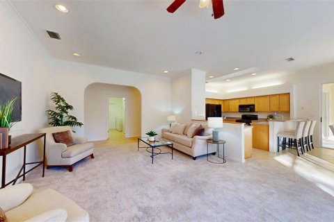 House in Lutz, Florida 4 bedrooms, 264.68 sq.m. № 2151717 - photo 6