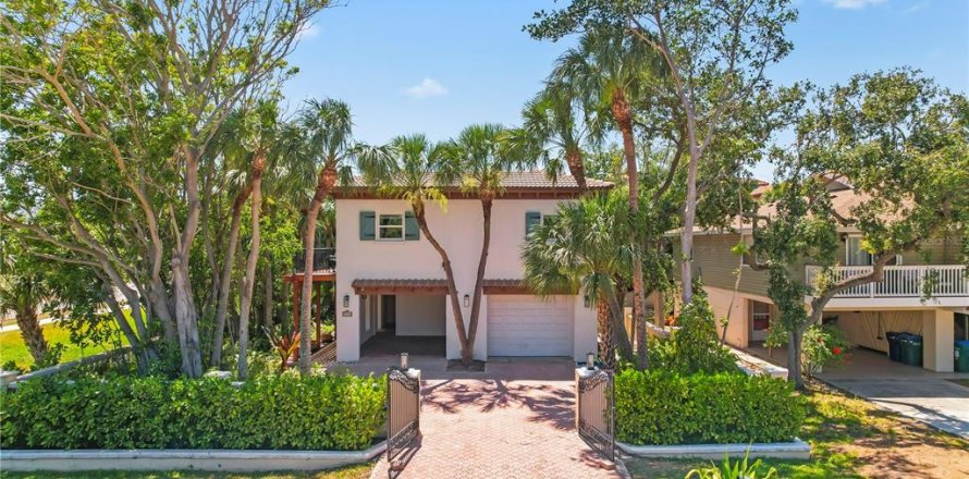Casa en Holmes Beach, Florida 3 dormitorios, 139.73 m2 № 1583629