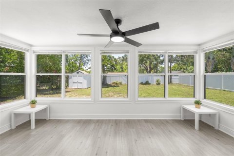 House in Saint Petersburg, Florida 3 bedrooms, 121.52 sq.m. № 1830046 - photo 22
