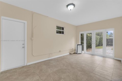 Villa ou maison à vendre à Hollywood, Floride: 3 chambres, 177.44 m2 № 1953655 - photo 19