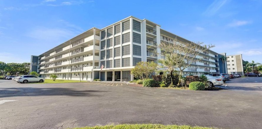 Condo à Hollywood, Floride, 1 chambre № 1987728