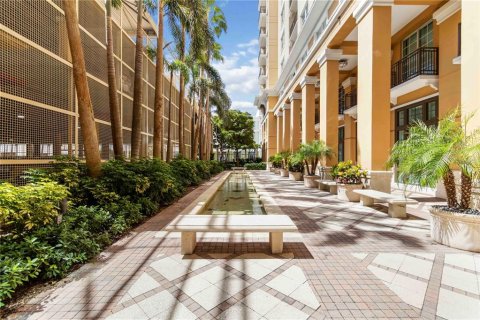Condominio en venta en Sarasota, Florida, 1 dormitorio, 64.57 m2 № 1802010 - foto 24