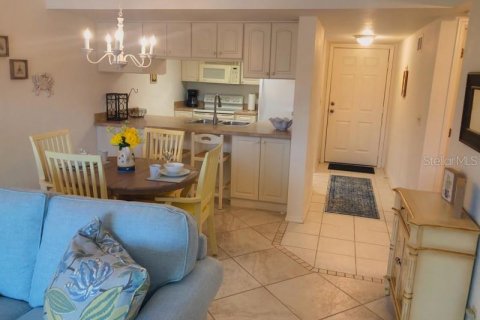 Condominio en alquiler en Punta Gorda, Florida, 2 dormitorios, 82.96 m2 № 1195468 - foto 14