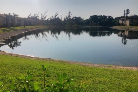 Condominio en alquiler en Punta Gorda, Florida, 2 dormitorios, 82.96 m2 № 1195468 - foto 27