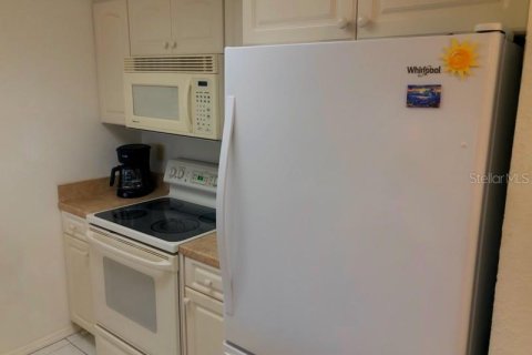 Condominio en alquiler en Punta Gorda, Florida, 2 dormitorios, 82.96 m2 № 1195468 - foto 4