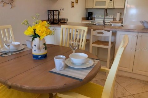 Condominio en alquiler en Punta Gorda, Florida, 2 dormitorios, 82.96 m2 № 1195468 - foto 7