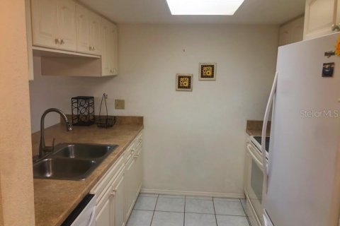 Condominio en alquiler en Punta Gorda, Florida, 2 dormitorios, 82.96 m2 № 1195468 - foto 5