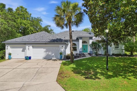 Villa ou maison à Homosassa, Floride 4 chambres, 250.37 m2 № 2157543