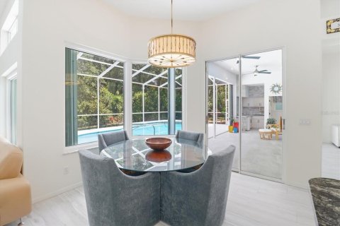 Villa ou maison à vendre à Homosassa, Floride: 4 chambres, 250.37 m2 № 2157543 - photo 16