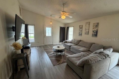 Casa en venta en Lakeland, Florida, 3 dormitorios, 120.31 m2 № 2207146 - foto 2
