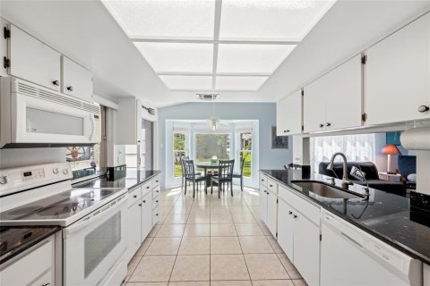 Villa ou maison à vendre à Palm Harbor, Floride: 3 chambres, 201.04 m2 № 1900120 - photo 23
