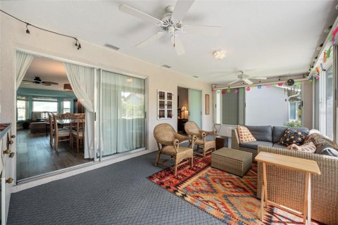 Villa ou maison à vendre à Palm Harbor, Floride: 3 chambres, 201.04 m2 № 1900120 - photo 21