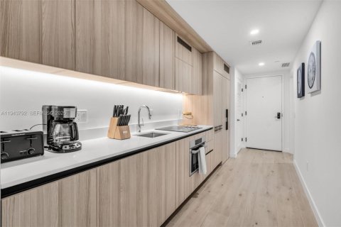 Condominio en alquiler en Miami, Florida, 2 dormitorios № 2059950 - foto 10