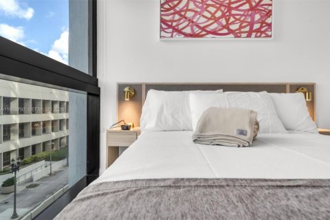 Condominio en alquiler en Miami, Florida, 2 dormitorios № 2059950 - foto 13