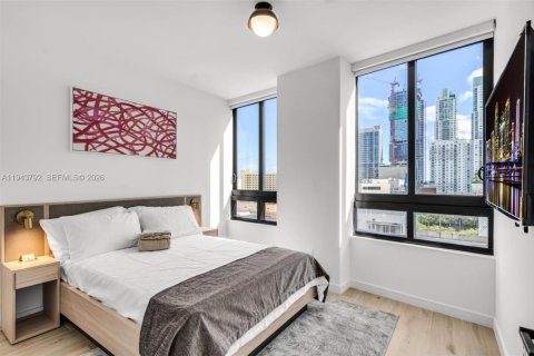 Condominio en alquiler en Miami, Florida, 2 dormitorios № 2059950 - foto 15
