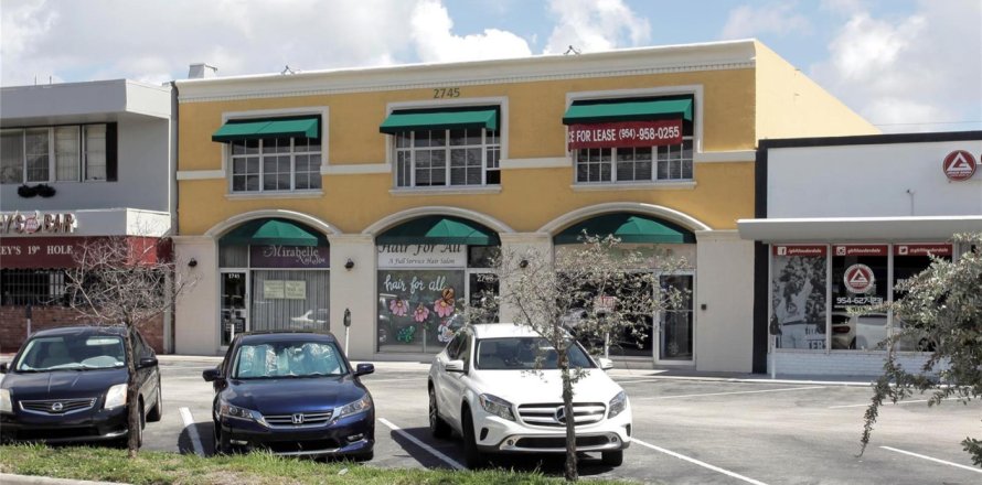 Commercial property in Fort Lauderdale, Florida № 2081542