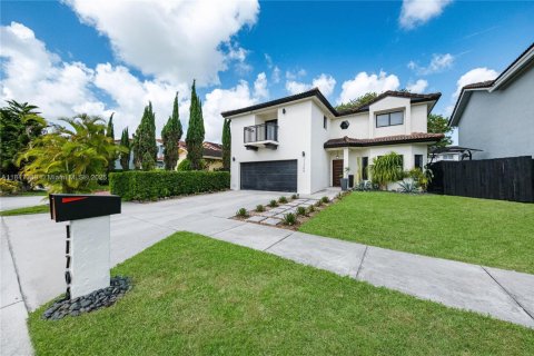 House in Miami, Florida 4 bedrooms, 219.06 sq.m. № 1845427 - photo 3