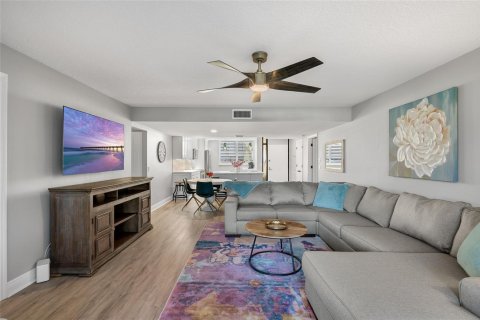 Copropriété à vendre à Vero Beach, Floride: 3 chambres, 157.93 m2 № 2086525 - photo 6