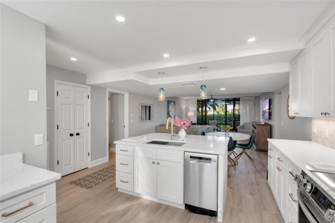 Copropriété à vendre à Vero Beach, Floride: 3 chambres, 157.93 m2 № 2086525 - photo 12
