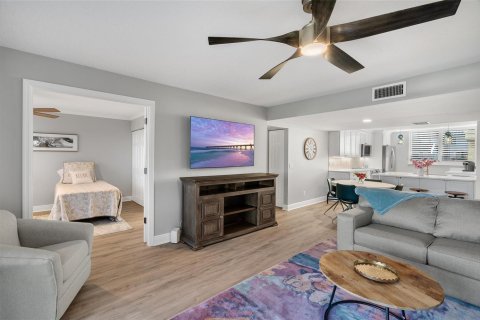 Copropriété à vendre à Vero Beach, Floride: 3 chambres, 157.93 m2 № 2086525 - photo 2