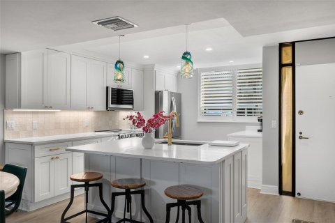 Copropriété à vendre à Vero Beach, Floride: 3 chambres, 157.93 m2 № 2086525 - photo 1
