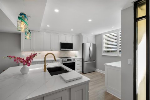Copropriété à vendre à Vero Beach, Floride: 3 chambres, 157.93 m2 № 2086525 - photo 11