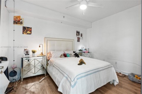 Купить кондоминиум в Норт-Бей-Виллидж, Флорида 3 спальни, 124.12м2, № 2053365 - фото 3