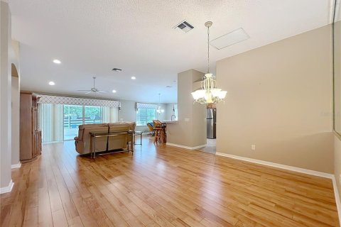 Купить виллу или дом в Те-Виллиджис, Флорида 6 комнат, 185.99м2, № 2144616 - фото 13