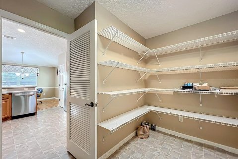 Купить виллу или дом в Те-Виллиджис, Флорида 6 комнат, 185.99м2, № 2144616 - фото 25