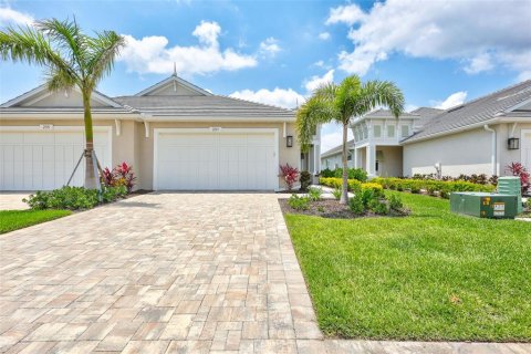 Villa ou maison à vendre à Bradenton, Floride: 2 chambres, 146.69 m2 № 1687045 - photo 3