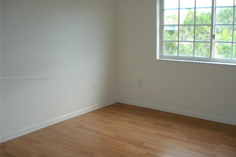 Condo in Miramar, Florida, 2 bedrooms  № 2040195 - photo 6