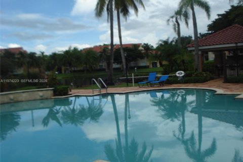 Condo in Miramar, Florida, 2 bedrooms  № 2040195 - photo 21