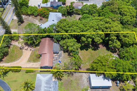 Casa en venta en Boynton Beach, Florida, 3 dormitorios, 170.85 m2 № 1814380 - foto 11