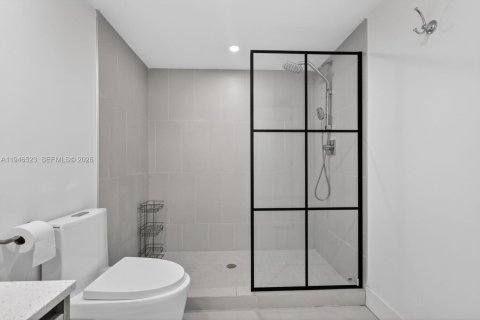 Apartment in North Miami Beach, Florida 2 bedrooms № 2003048 - photo 19